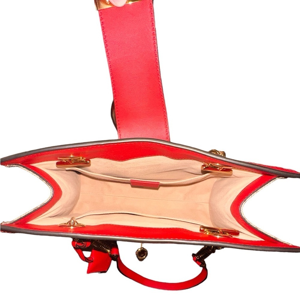LIMITED EDITION GUCCI CHERRY Shoulder bag - Picture 8 of 11
